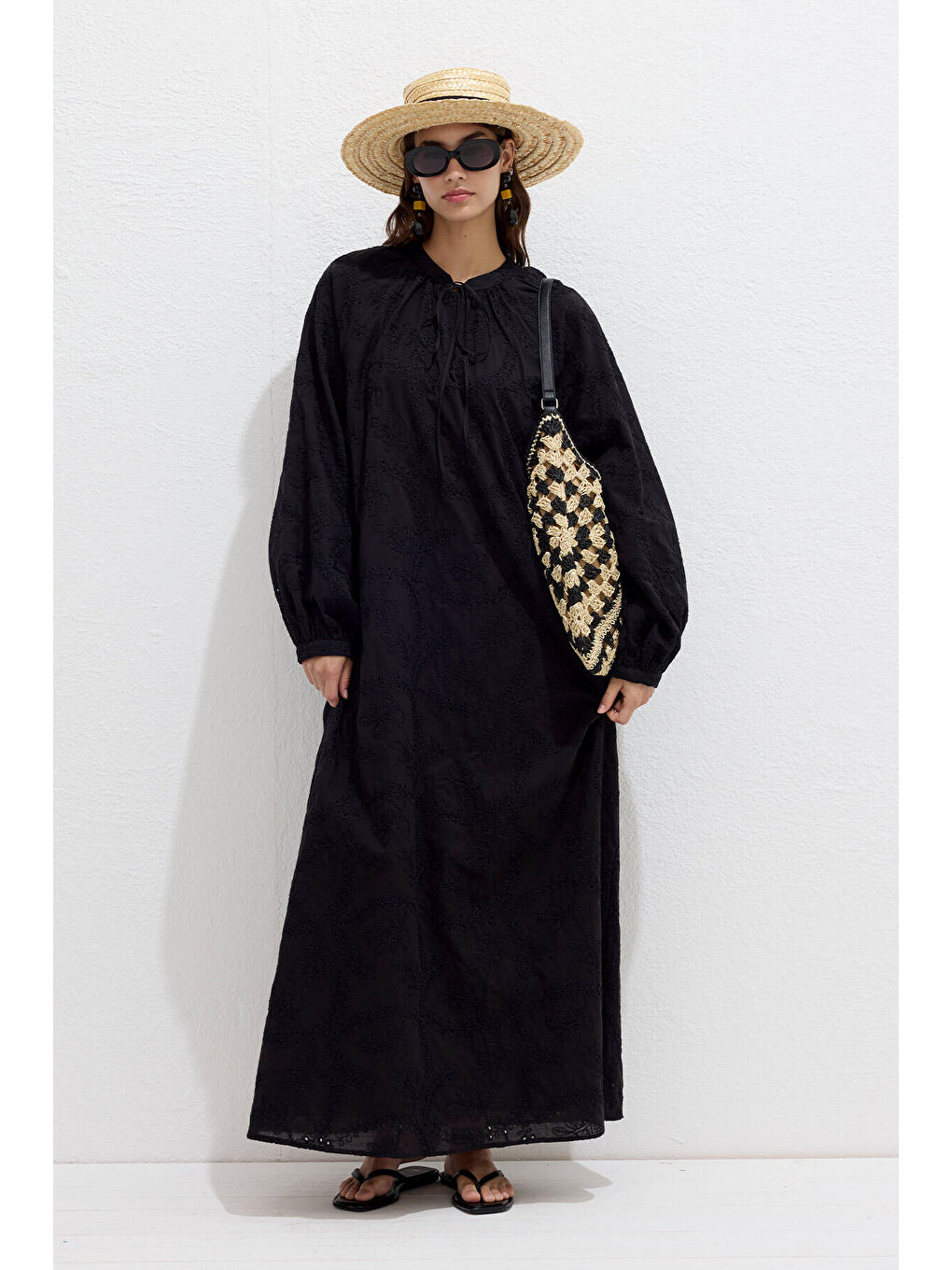 Astarlı Brode Elbise Siyah-2