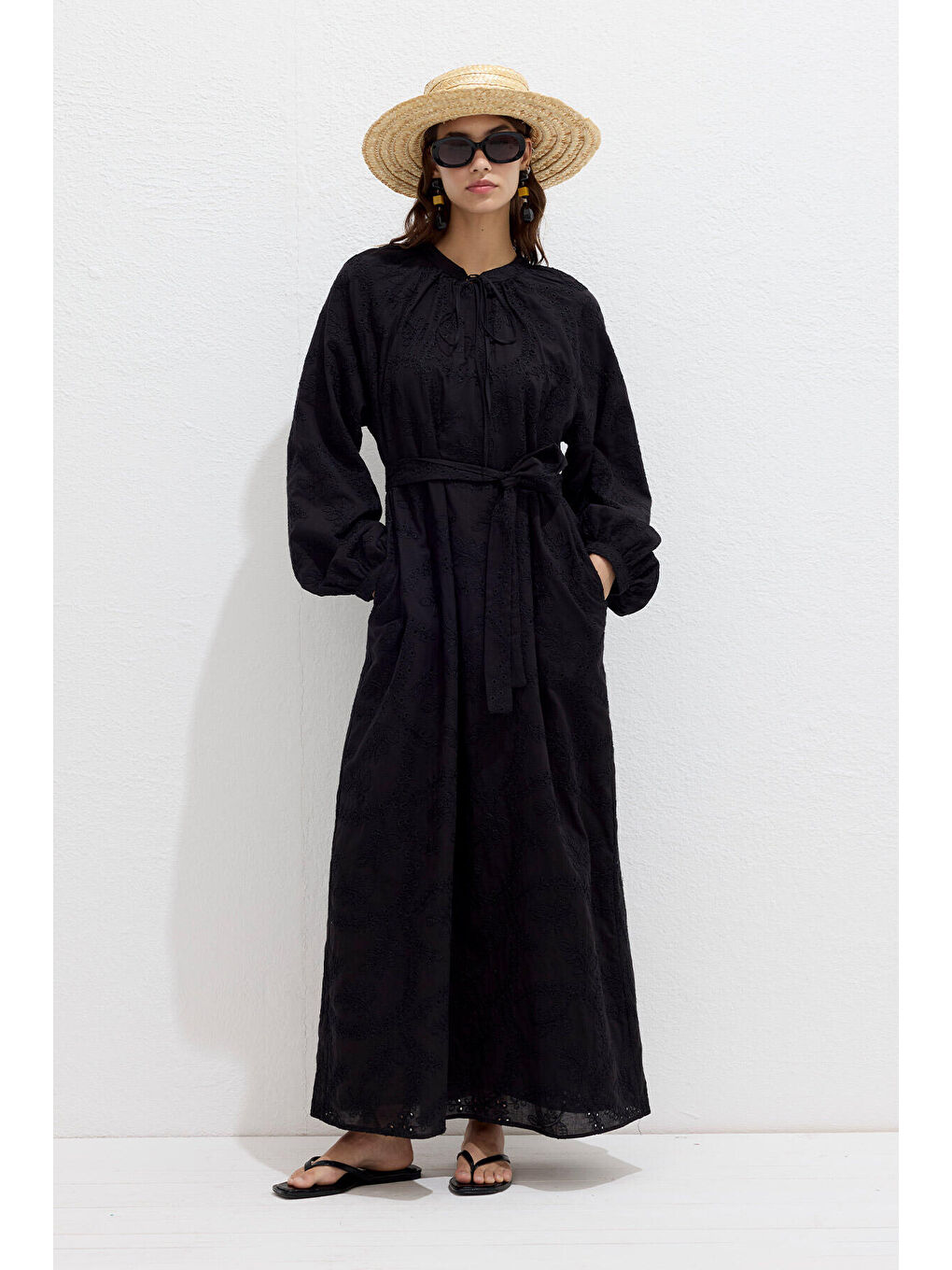 Astarlı Brode Elbise Siyah-4