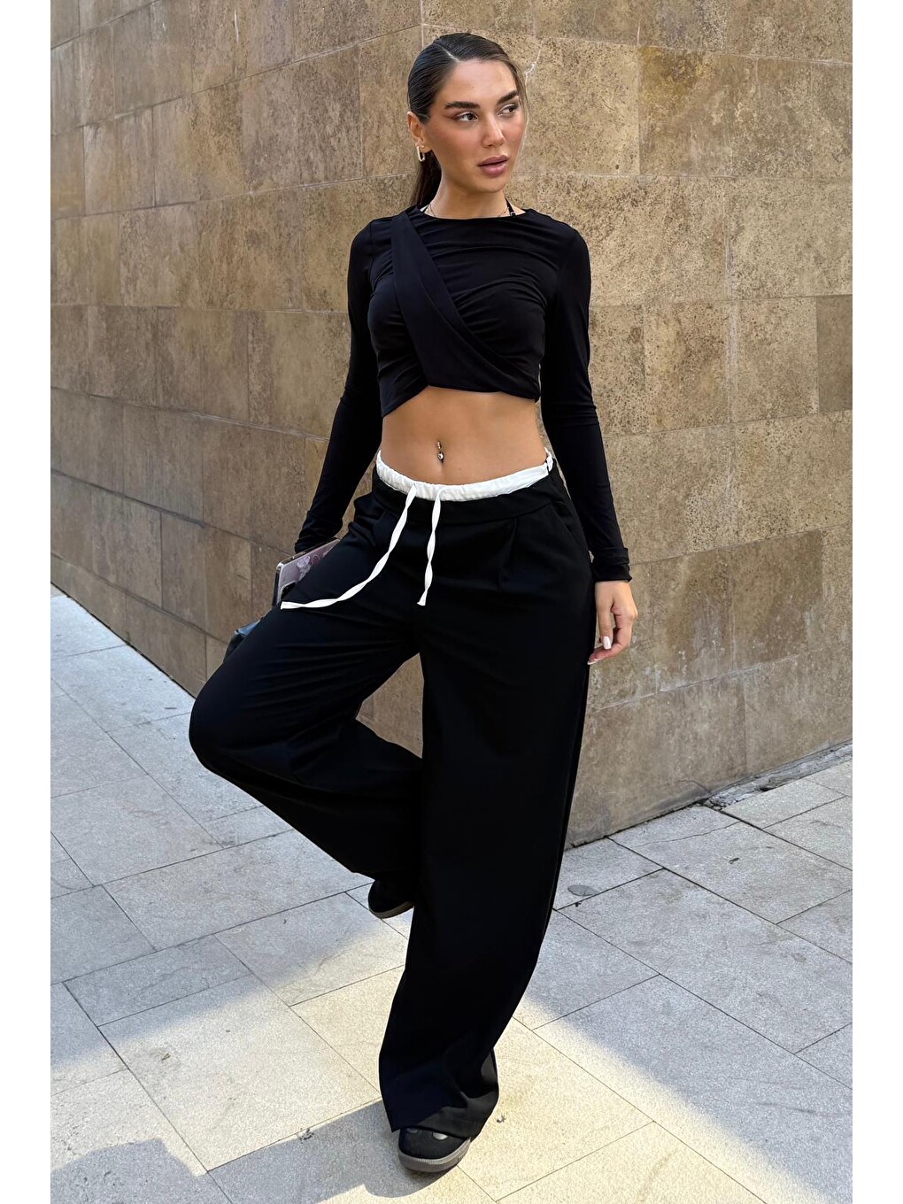 Siyah Çift Bel Bantlı Wide Leg Kadın Pantolon Mg2551