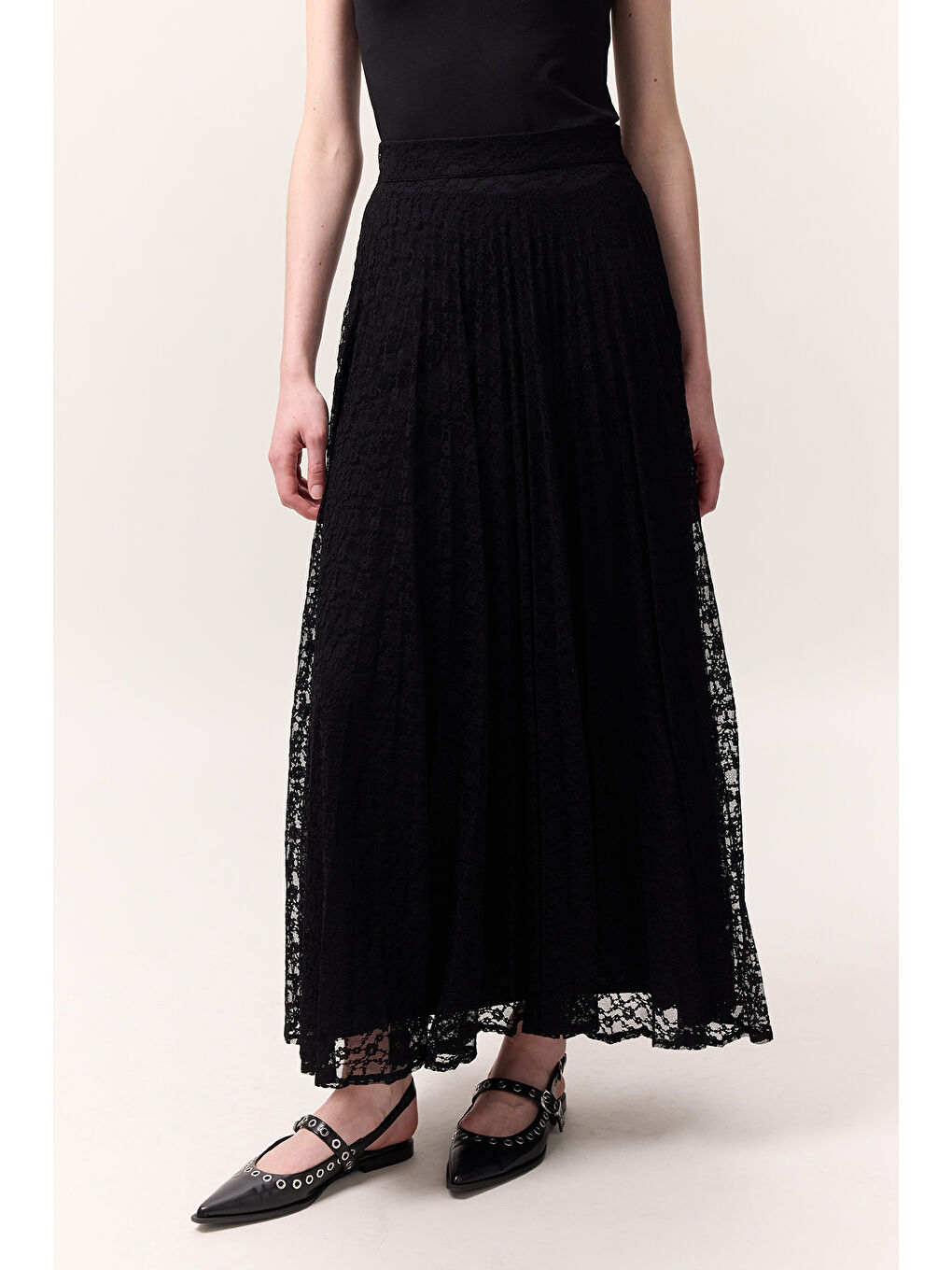 Dantel Piliseli Etek Siyah-6