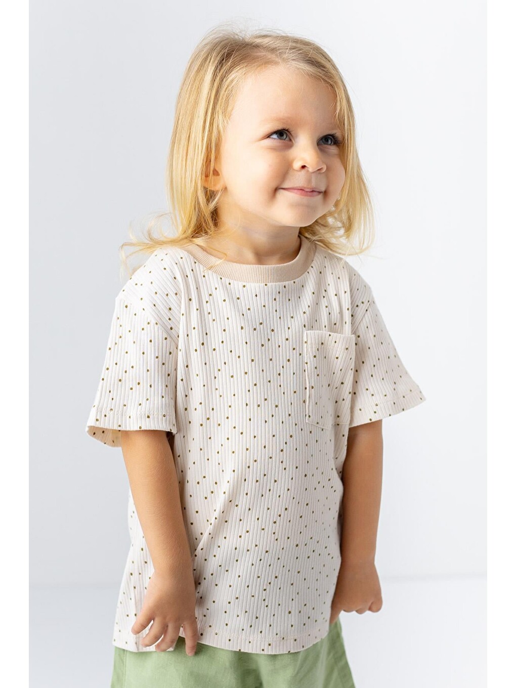 Ekru Erkek Bebek Puantiye Desenli Cep Detaylı T-shirt-1