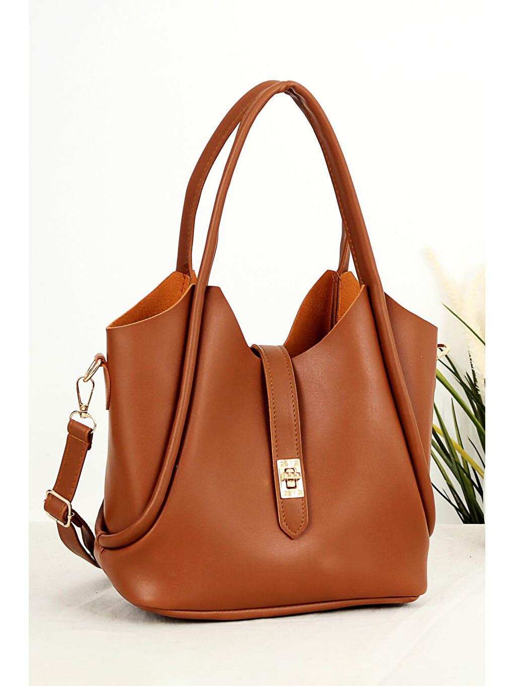 Kahverengi Magne Yavrulu Kadın Omuz Çantası BP-4765O