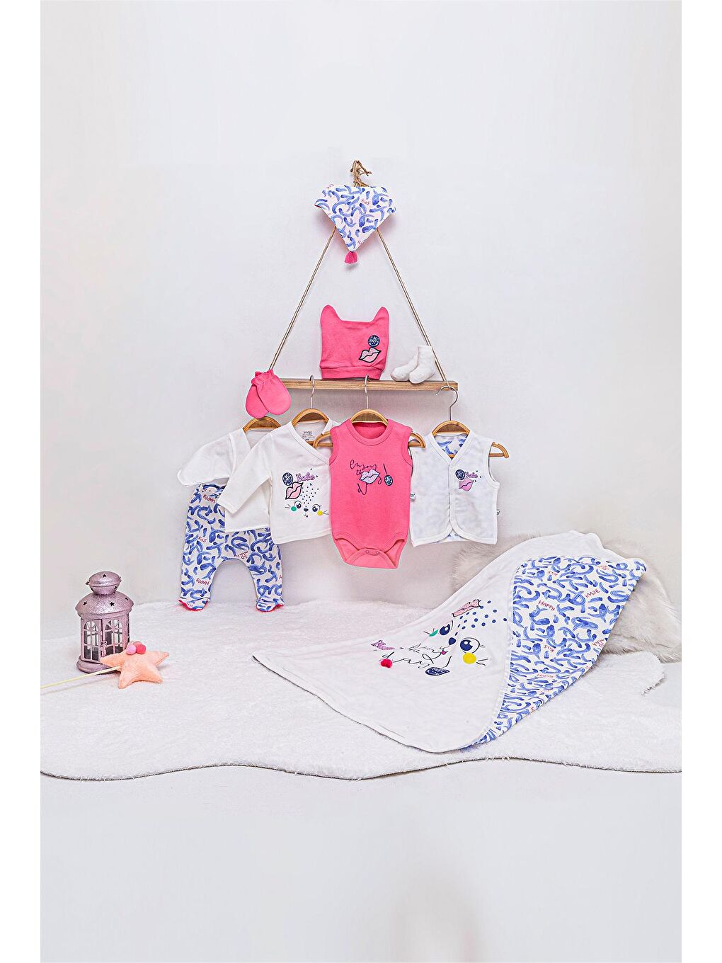 Pembe Payetli Kedi Baskılı 10'lu Bebek Hastane Çıkışı Seti 16555