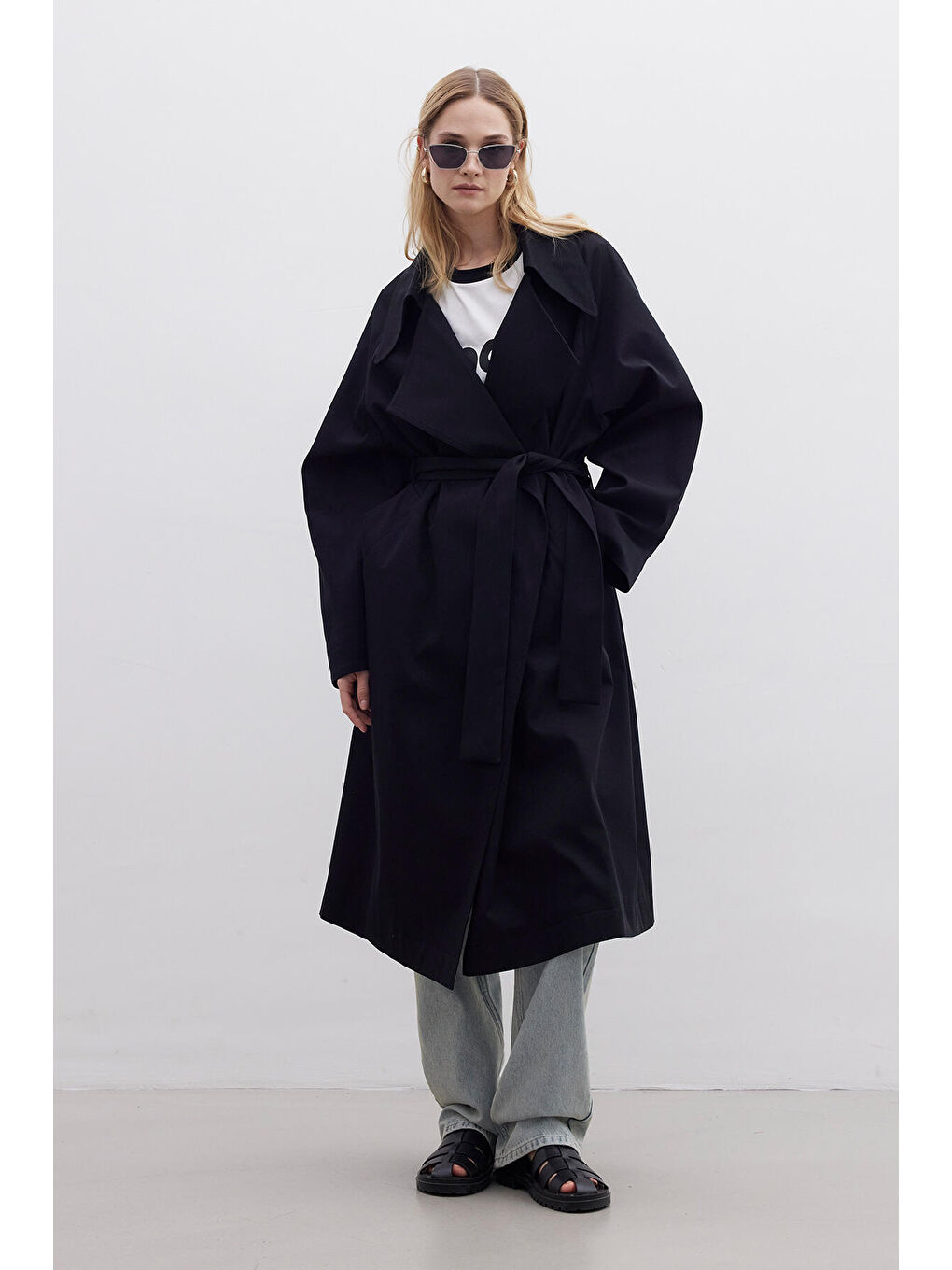 Oversize Geniş Yaka Trençkot Siyah-4