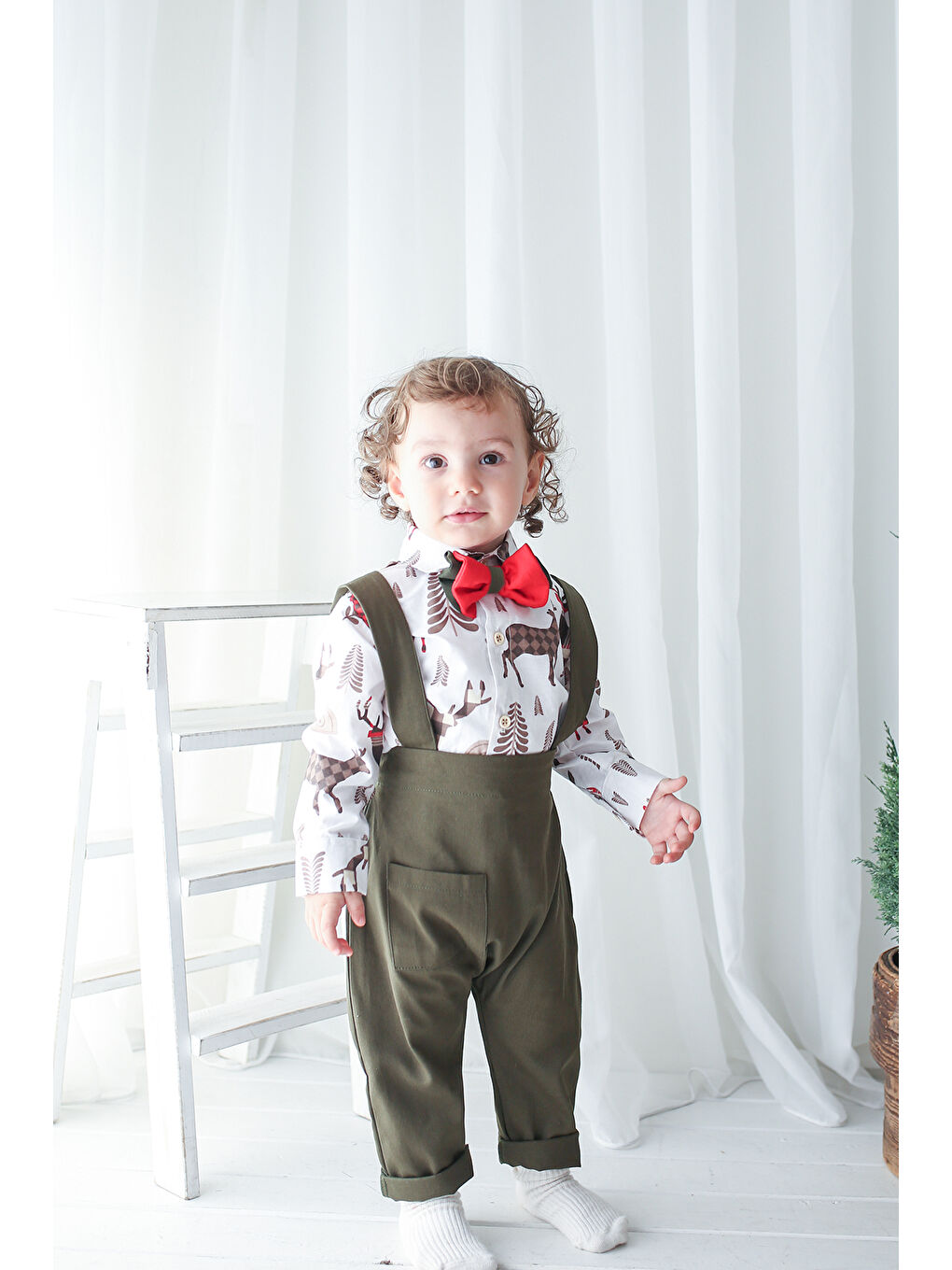 Yeni Yıl Kırmızı Haki Harem Salopet + Geyik Desen Gömlek + Papyon-1