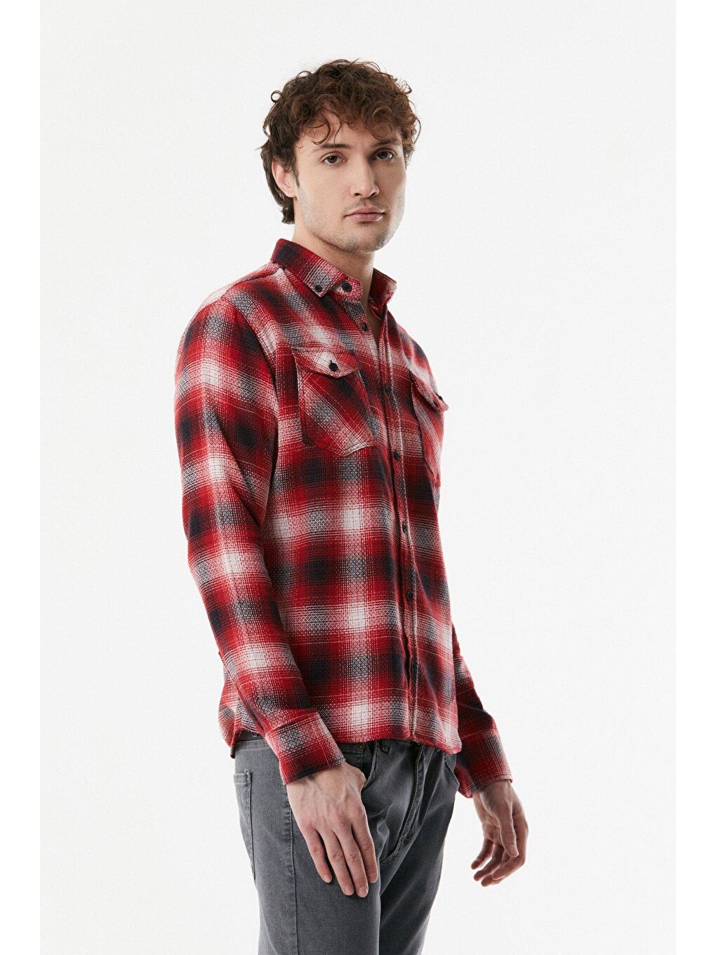 Kırmızı Ekose Desenli Çift Cepli Gömlek-2