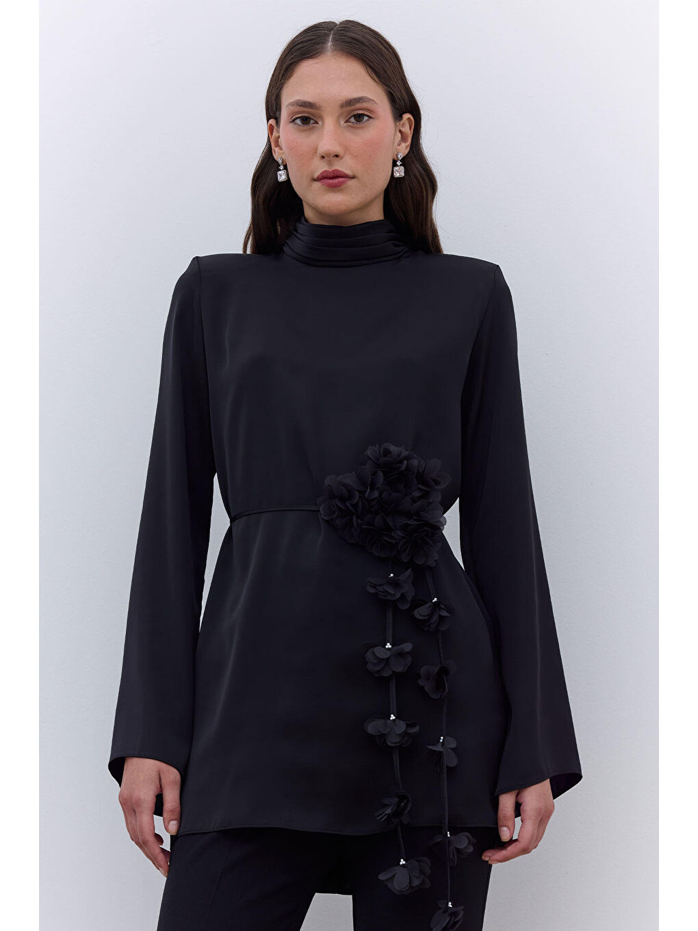 Saten Geniş Kol Tunik Siyah-2