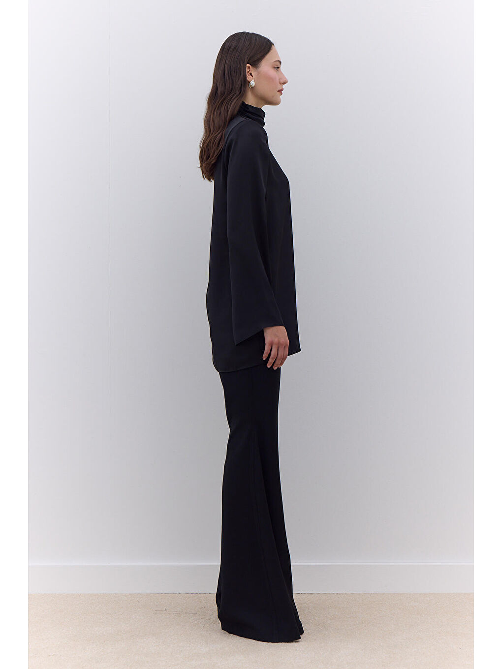 Saten Geniş Kol Tunik Siyah-4