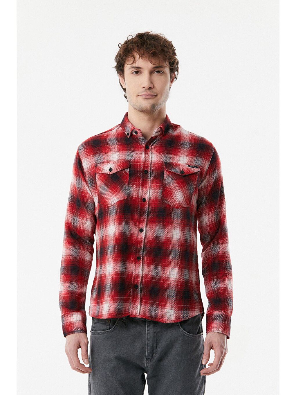 Kırmızı Ekose Desenli Çift Cepli Gömlek-4