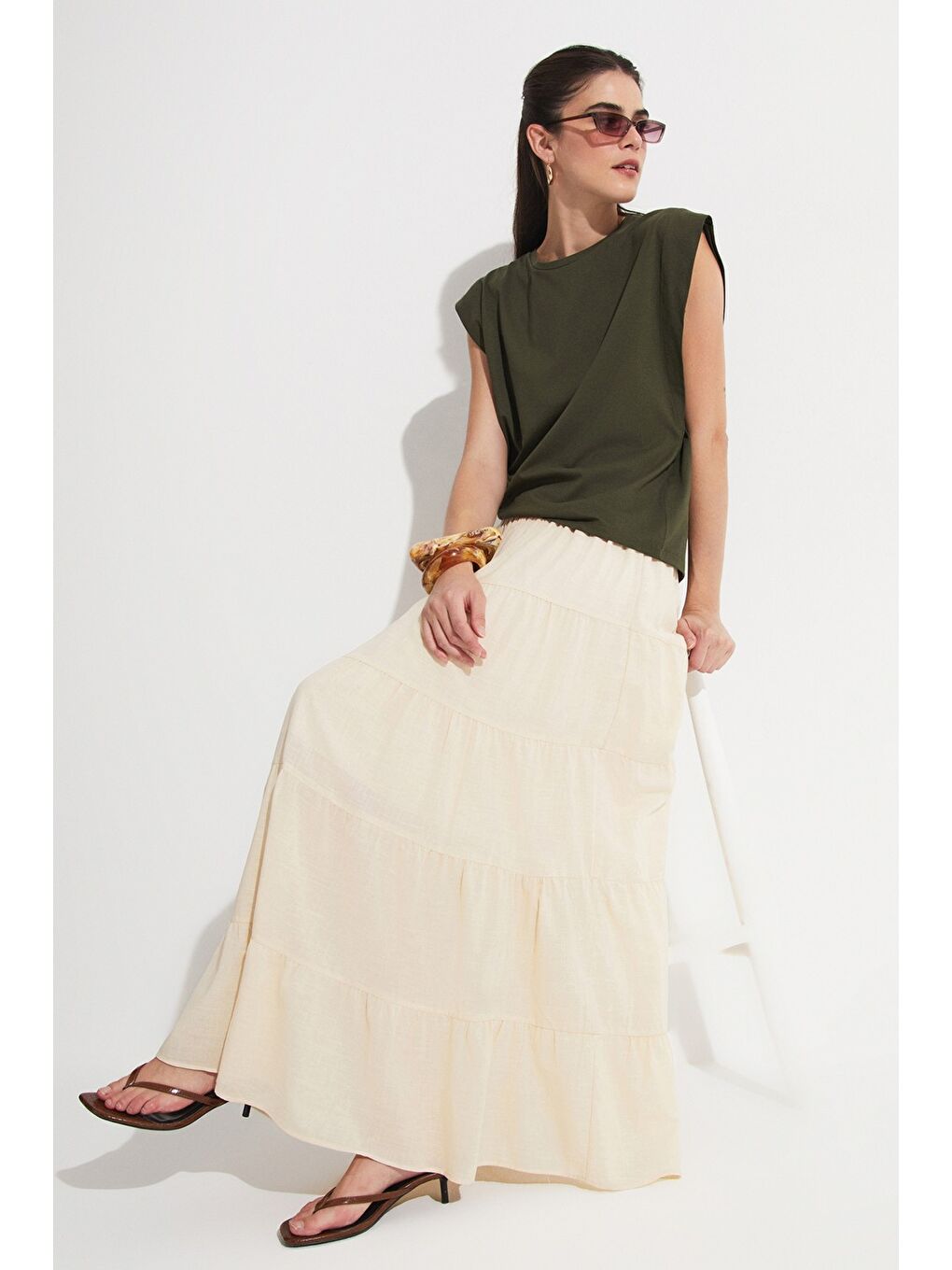 Haki Basic Pamuk Bisiklet Yaka Kolsuz Tişört-4