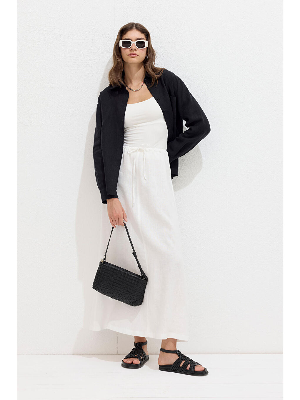 Kaplama Düğmeli Keten Fit Gömlek Siyah-6