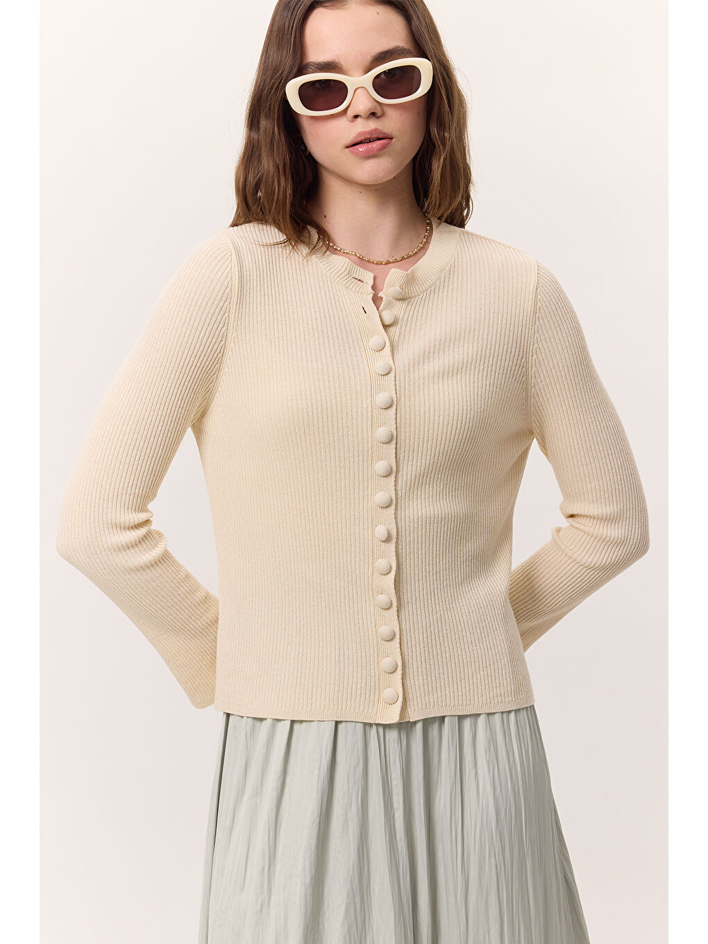 Bej Küçük Düğmeli Triko Hırka Vanilya-1