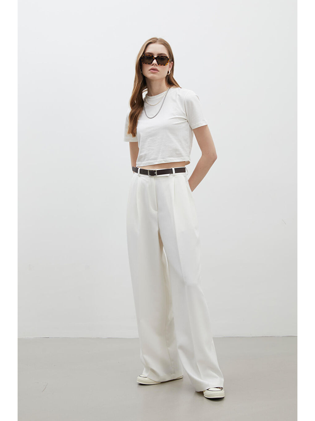 Pile Detaylı Palazzo Pantolon Beyaz-3