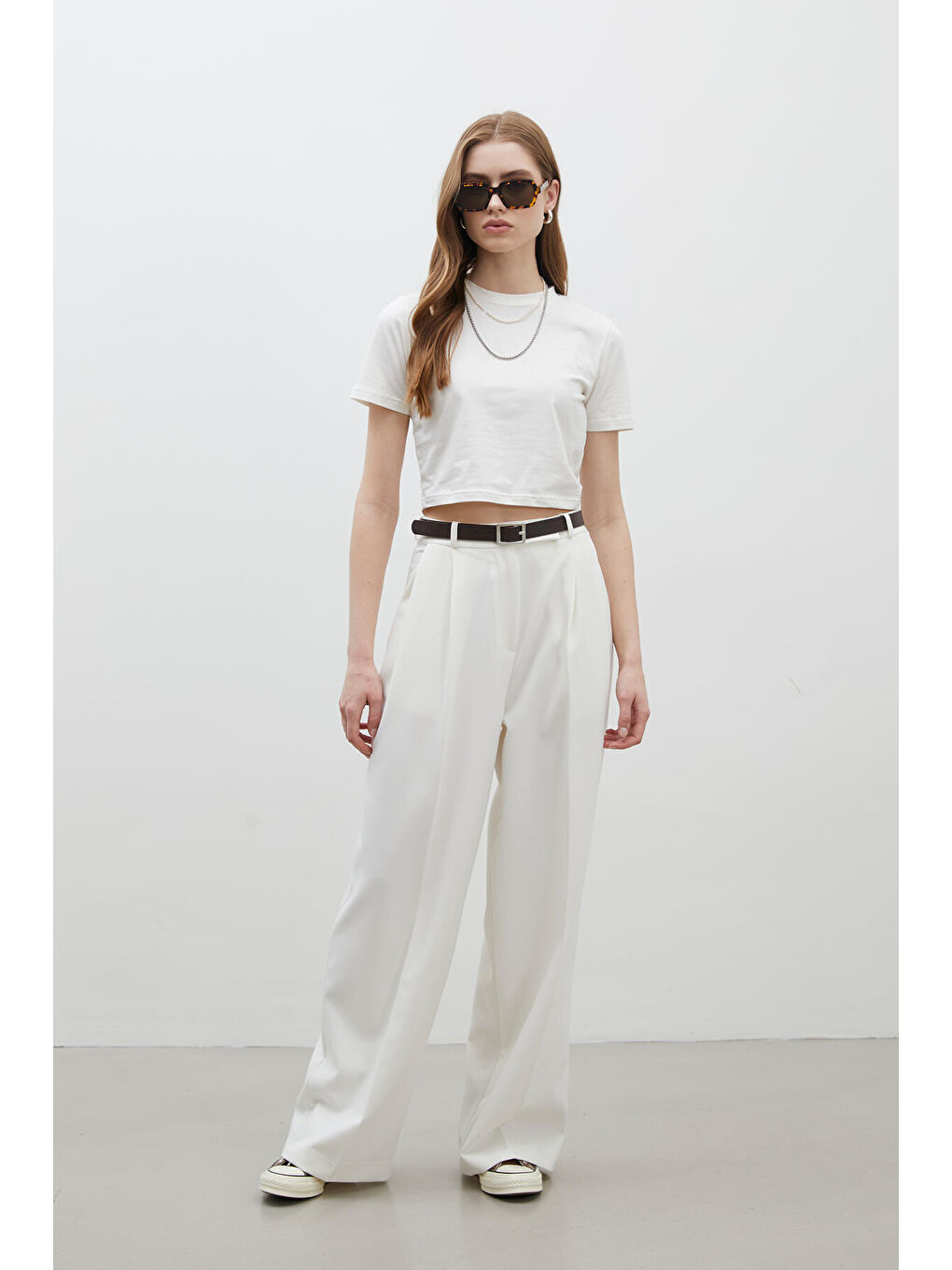 Pile Detaylı Palazzo Pantolon Beyaz-4