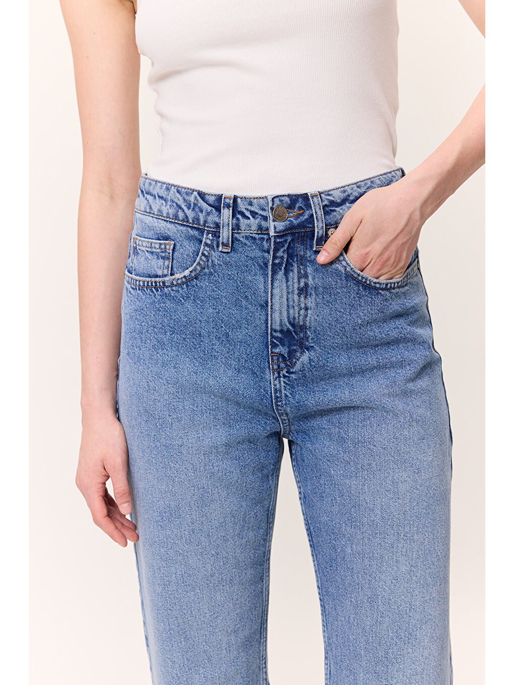 Yüksek Bel Mom Fit Jean Mavi-4
