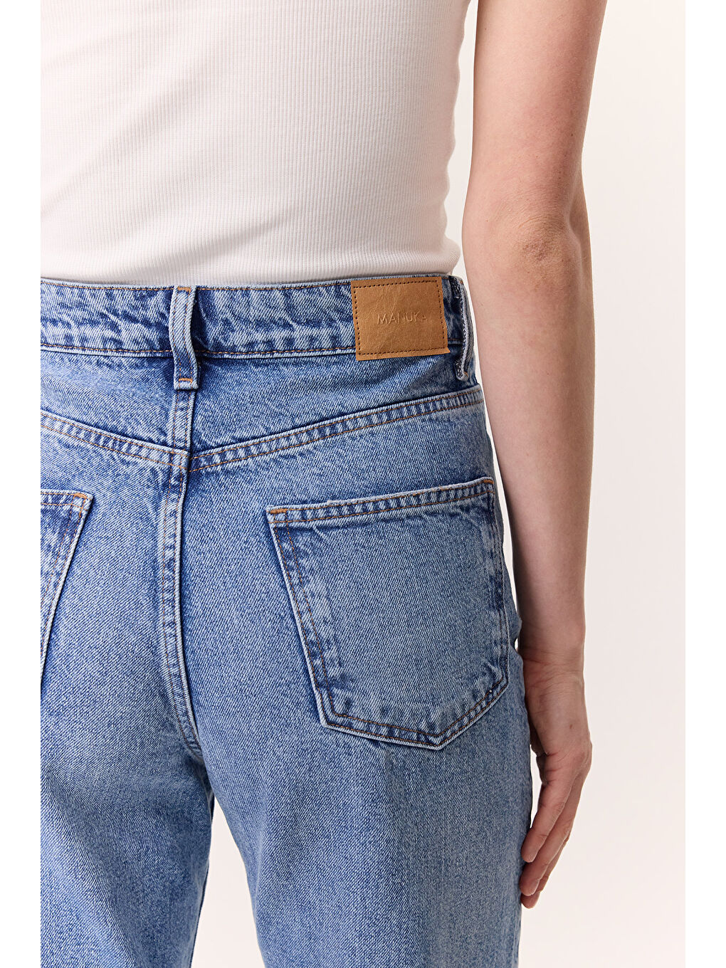 Yüksek Bel Mom Fit Jean Mavi-6