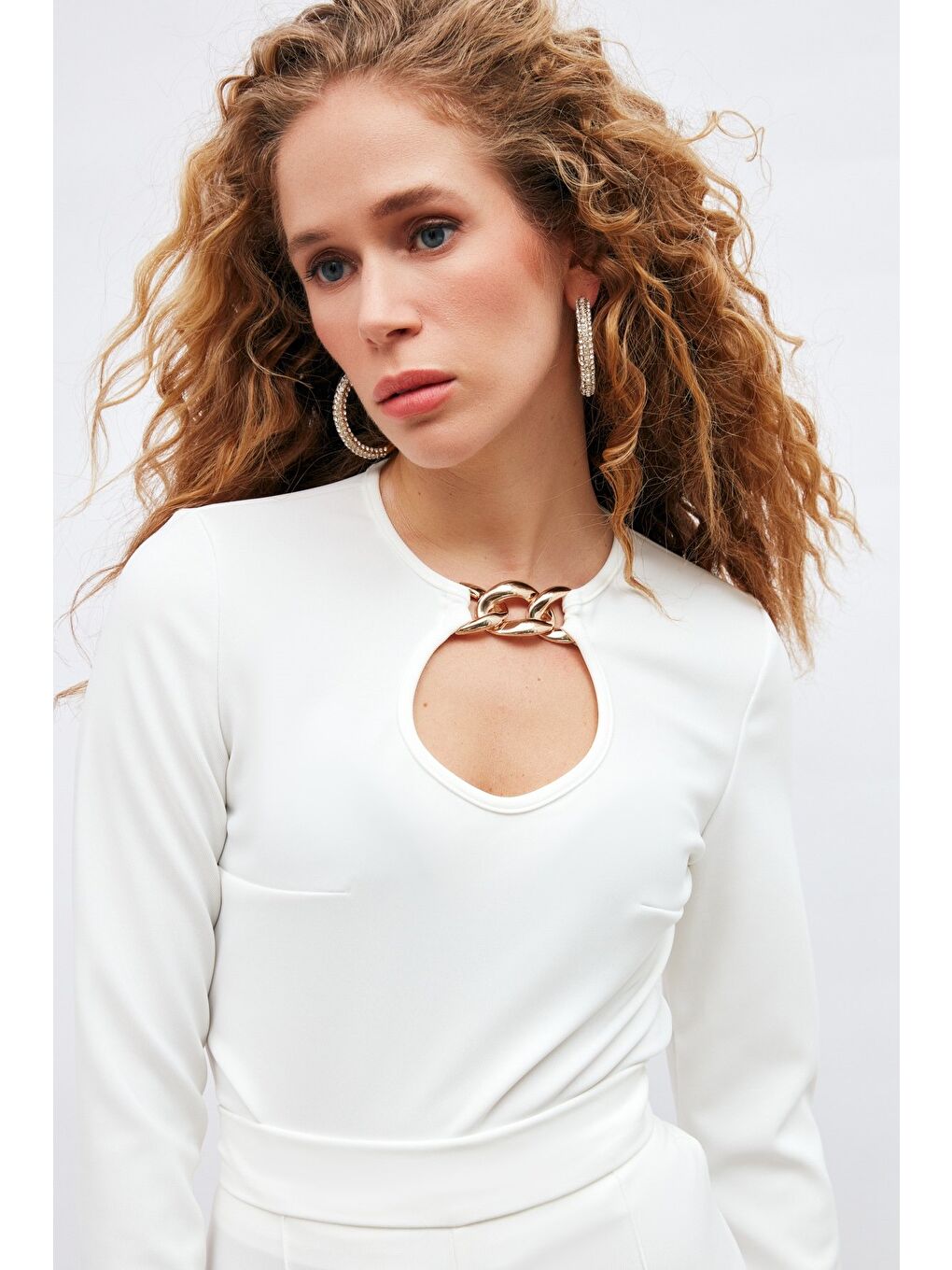 Zincir Detaylı Bluz - Ekru-1