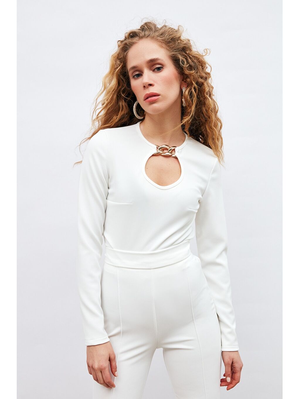 Zincir Detaylı Bluz - Ekru-3