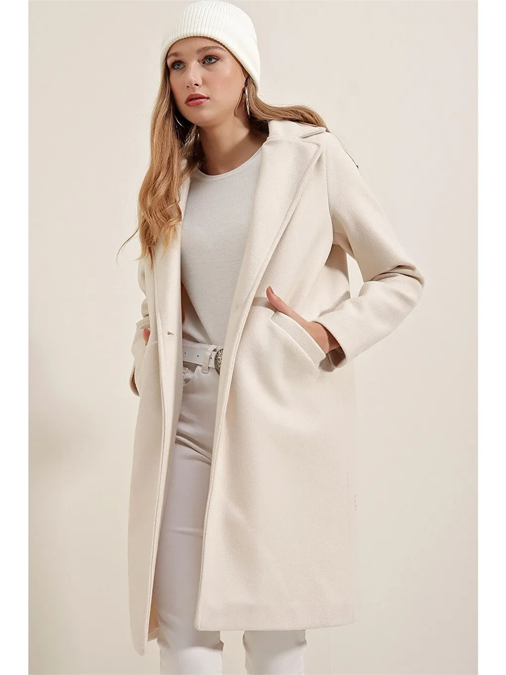 Ekru Kadın Kaşe Kaban