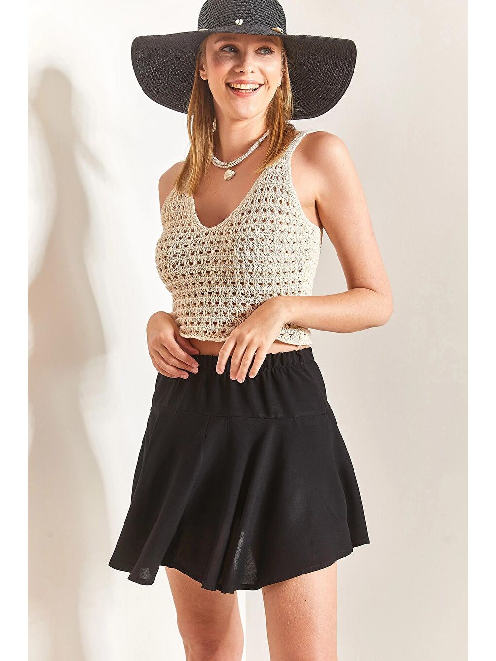 Siyah Kadın Viskon Şort Etek-2