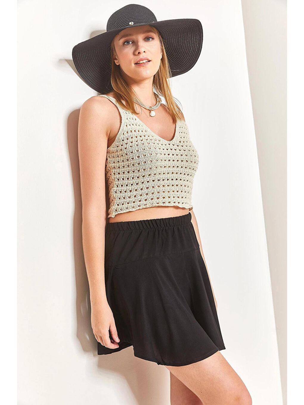 Siyah Kadın Viskon Şort Etek-3