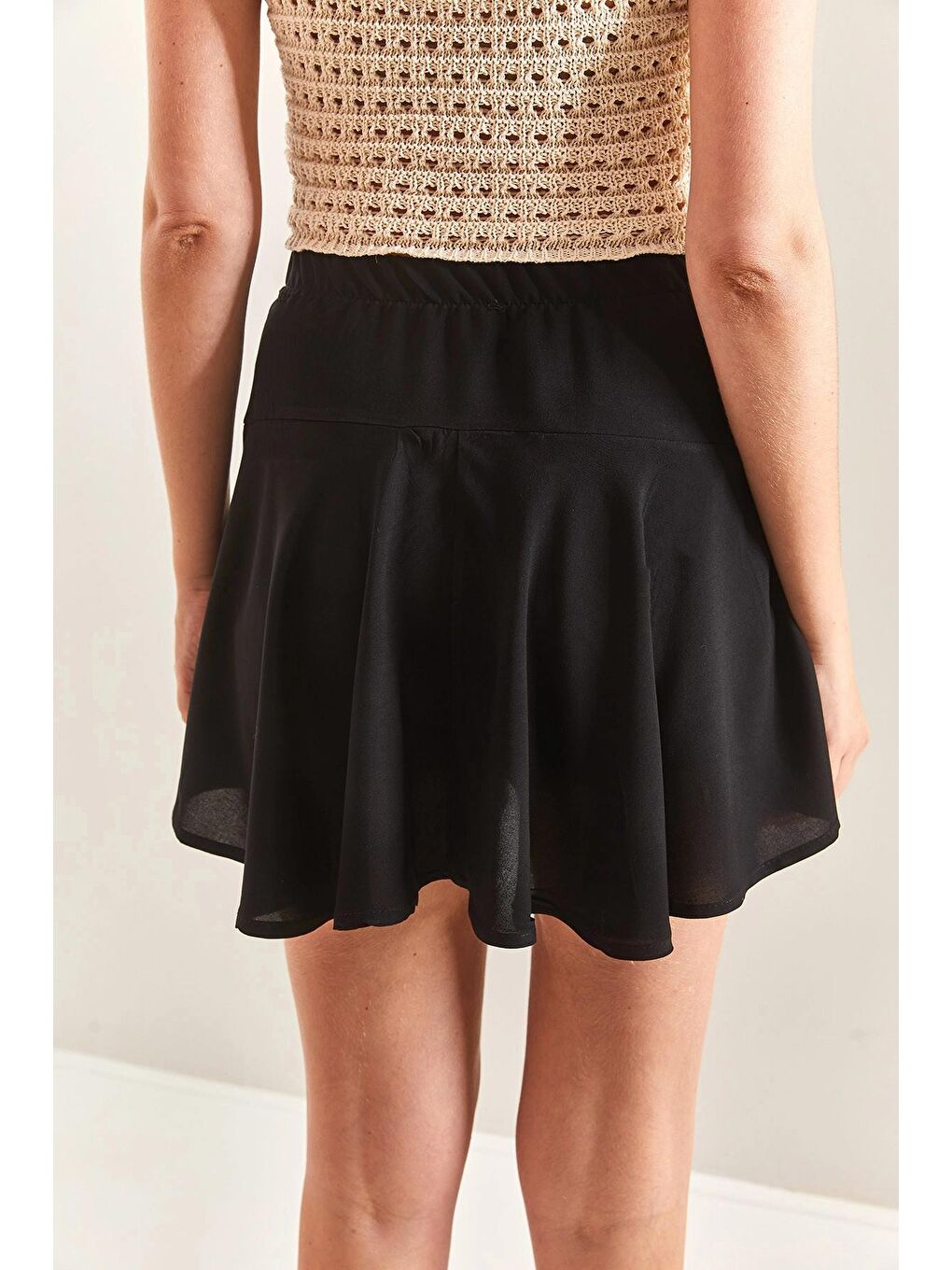 Siyah Kadın Viskon Şort Etek-4