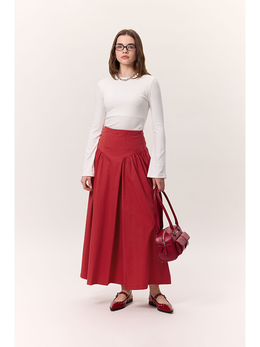 Büzgülü Gabardin Etek Kırmızı-3