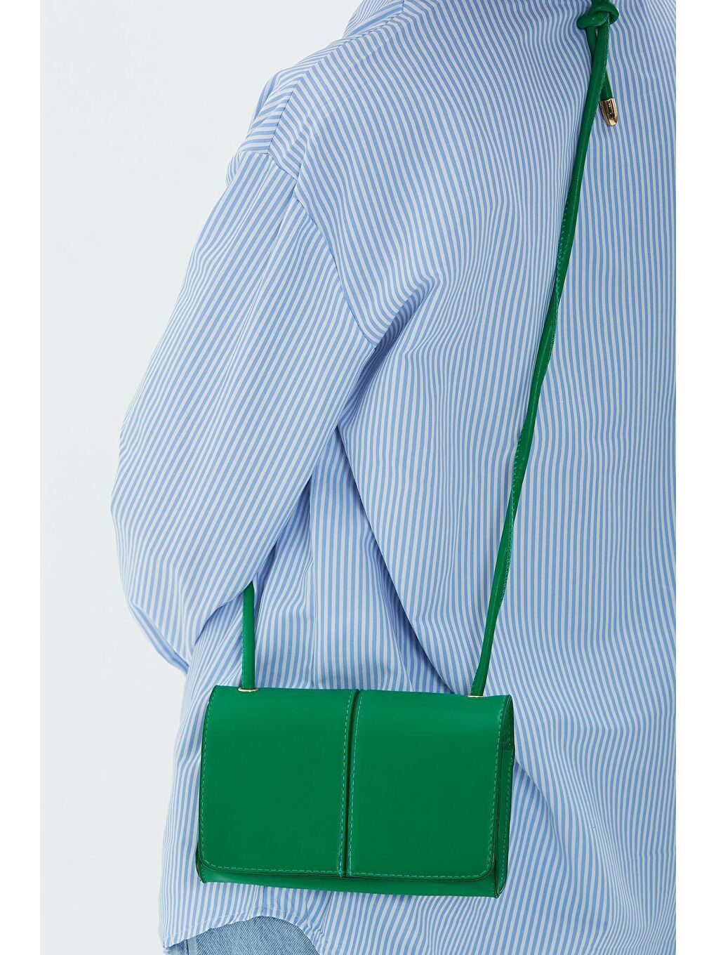 Yeşil Kapaklı Kadın Çanta