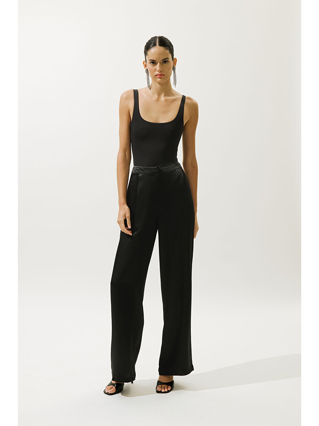 Geniş Paça Saten Abiye Pantolon Siyah-3