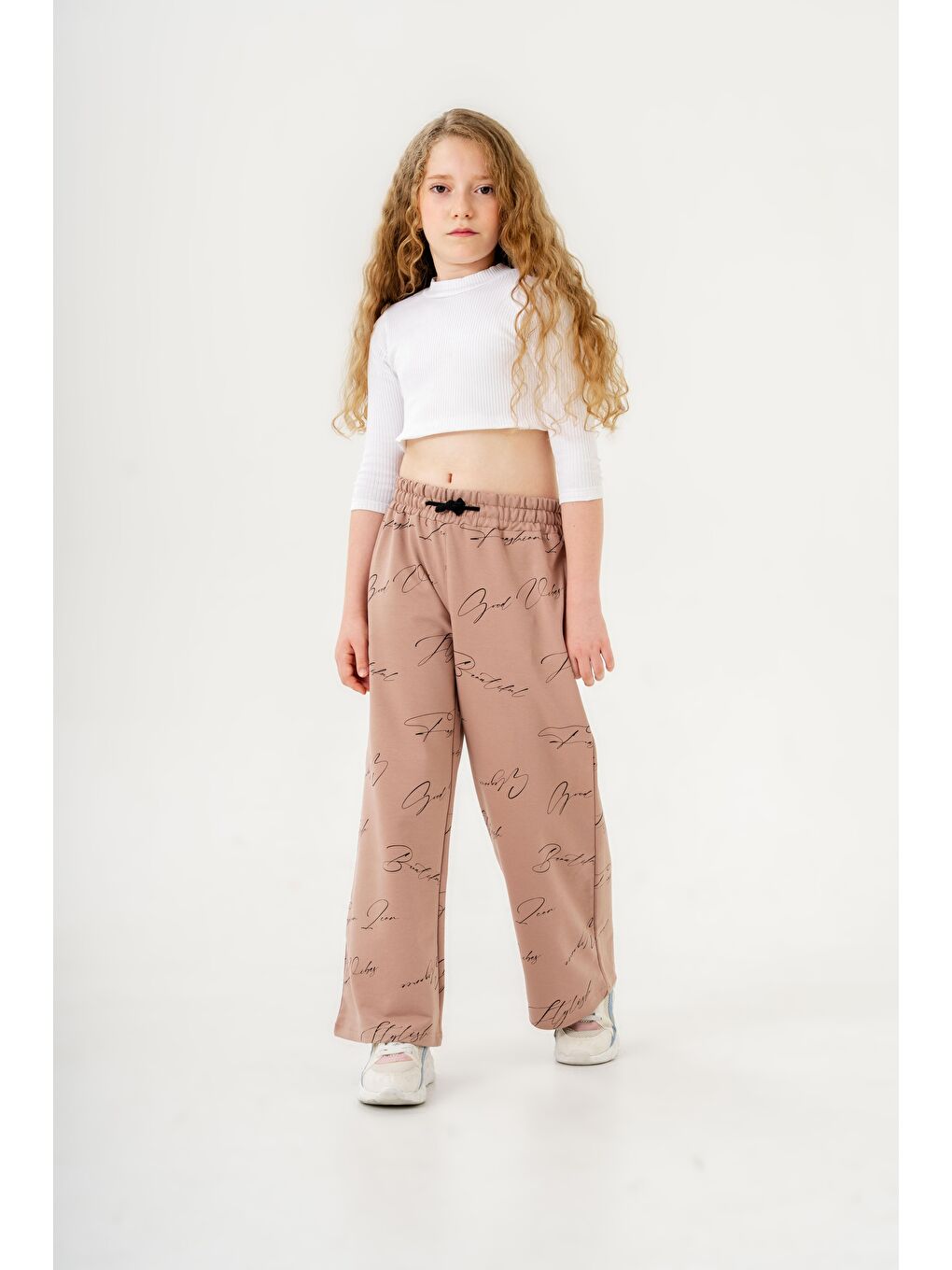 Bej Geniş Paçalı Tüm Alan Baskılı Kız Çocuk Eşofman Altı-7