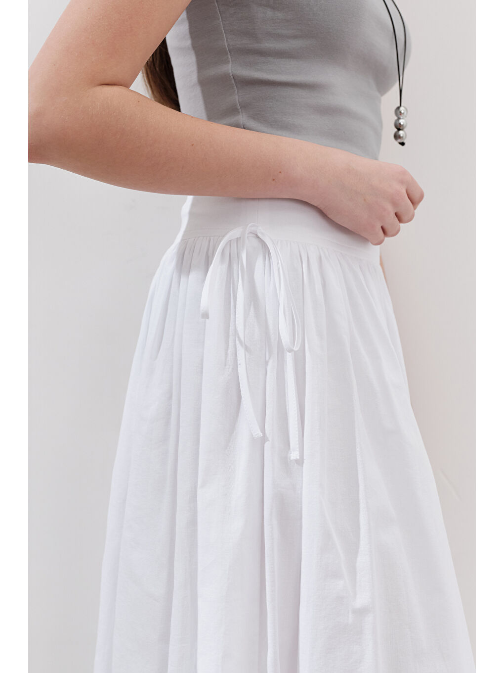 Bağlama Detaylı Geniş Etek Ekru-4