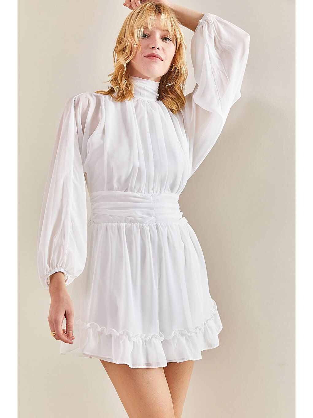 Beyaz Kadın Sırt Dekolteli Balıkçı Yaka Astarlı Şifon Elbise