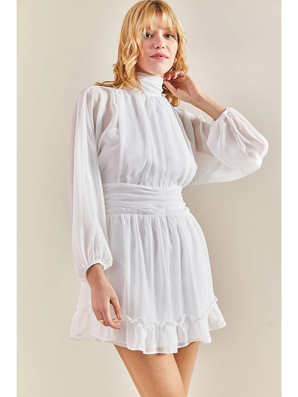 Beyaz Kadın Sırt Dekolteli Balıkçı Yaka Astarlı Şifon Elbise-3