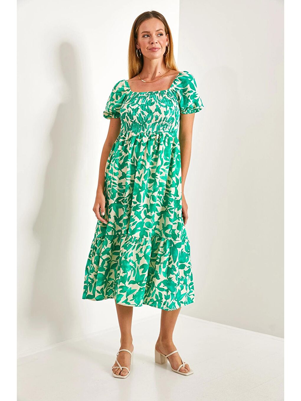 Yeşil Kadın Kare Yaka Gipeli Multi Desenli Kloş Elbise-1