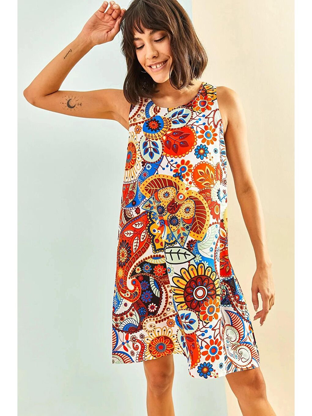 Turuncu Kadın Multi Desenli Sırt Dekolteli Elbise-1