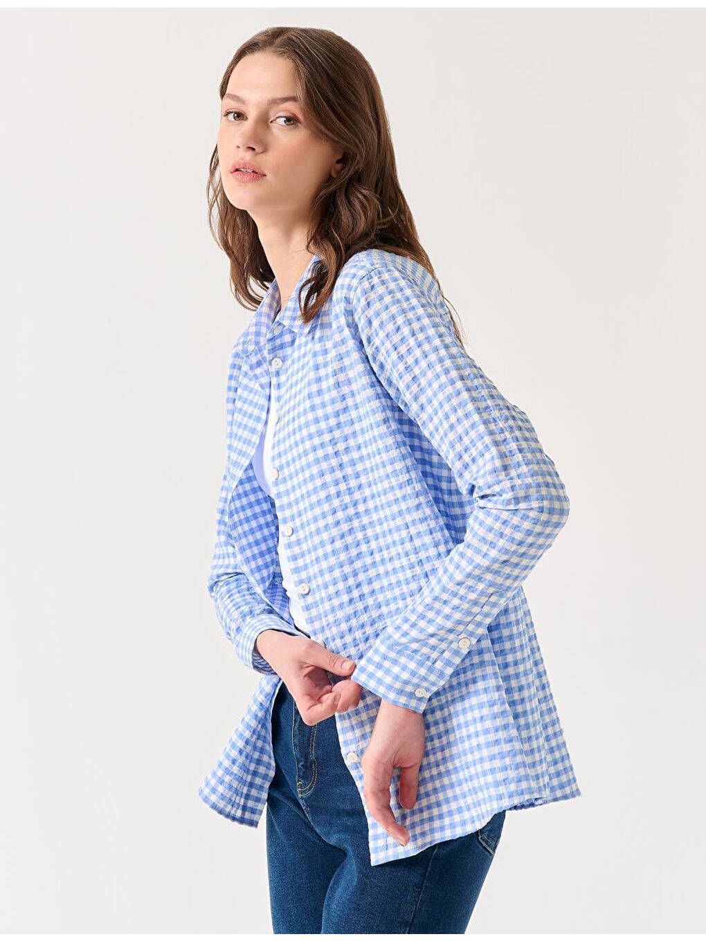 Orta Mavi Dik Yaka Uzun Kollu Desenli Gömlek-1