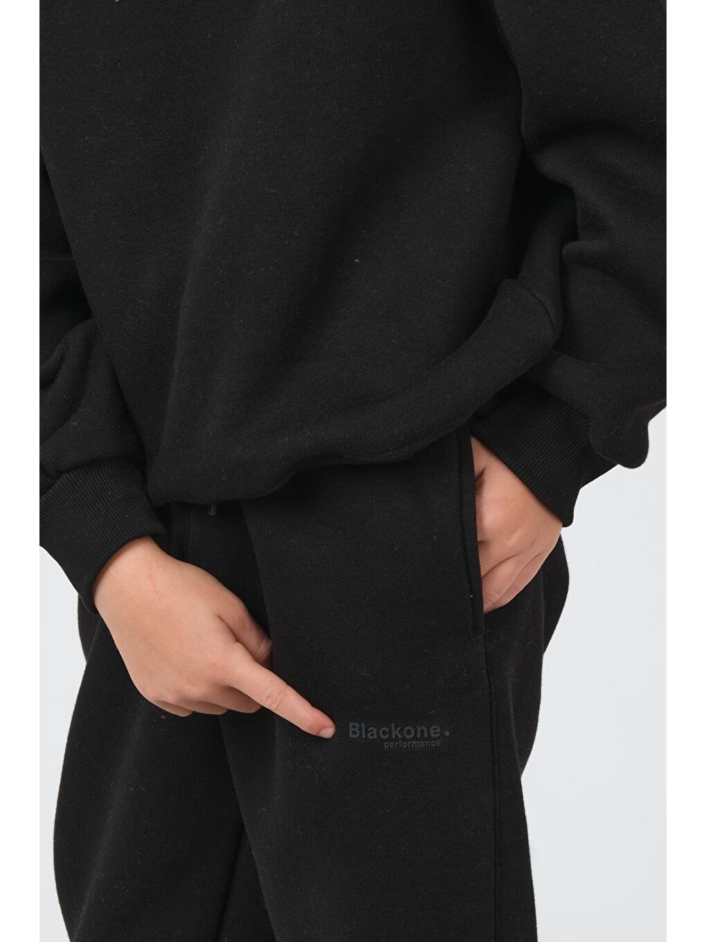 Siyah Bisiklet Yaka Baskı Detaylı Şardonlu Erkek Çocuk Eşofman Takımı-4