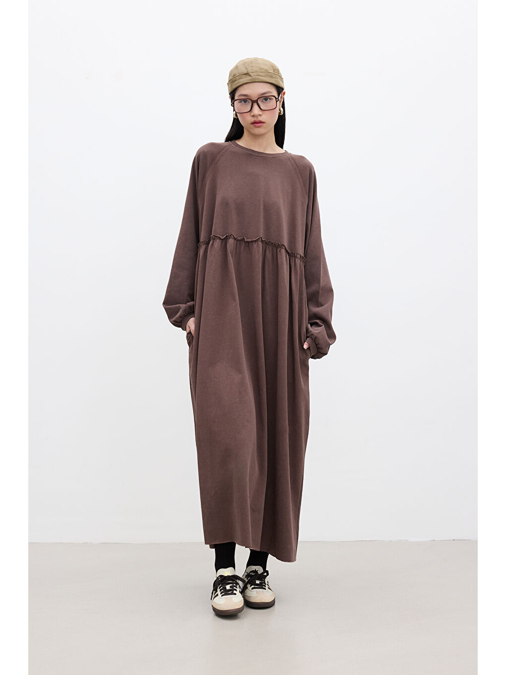 Oversize Büzgülü Elbise Kahverengi