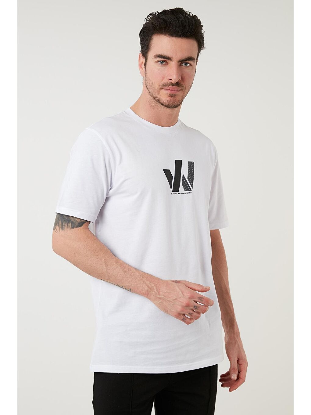 Beyaz Baskılı Pamuklu Oversize Bisiklet Yaka Tişört 5727402-2