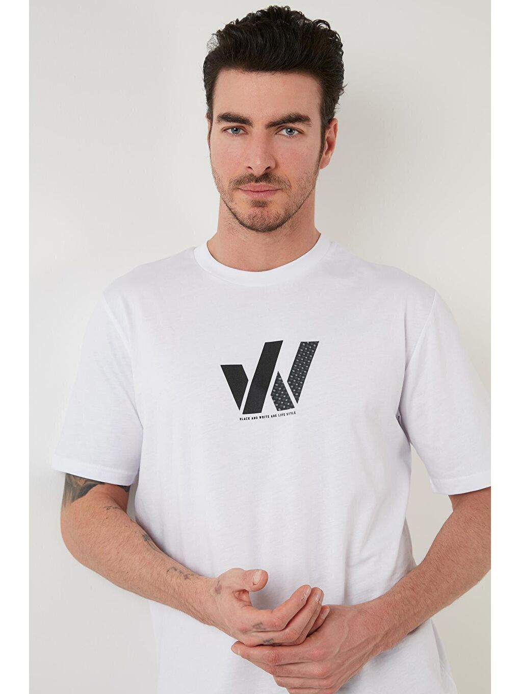 Beyaz Baskılı Pamuklu Oversize Bisiklet Yaka Tişört 5727402-3