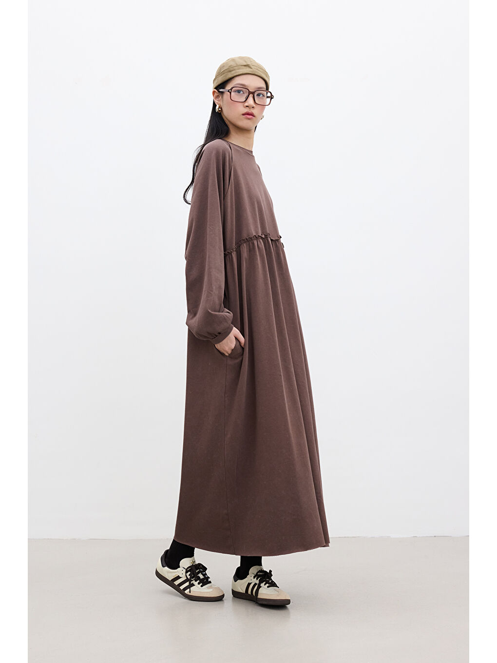 Oversize Büzgülü Elbise Kahverengi-1