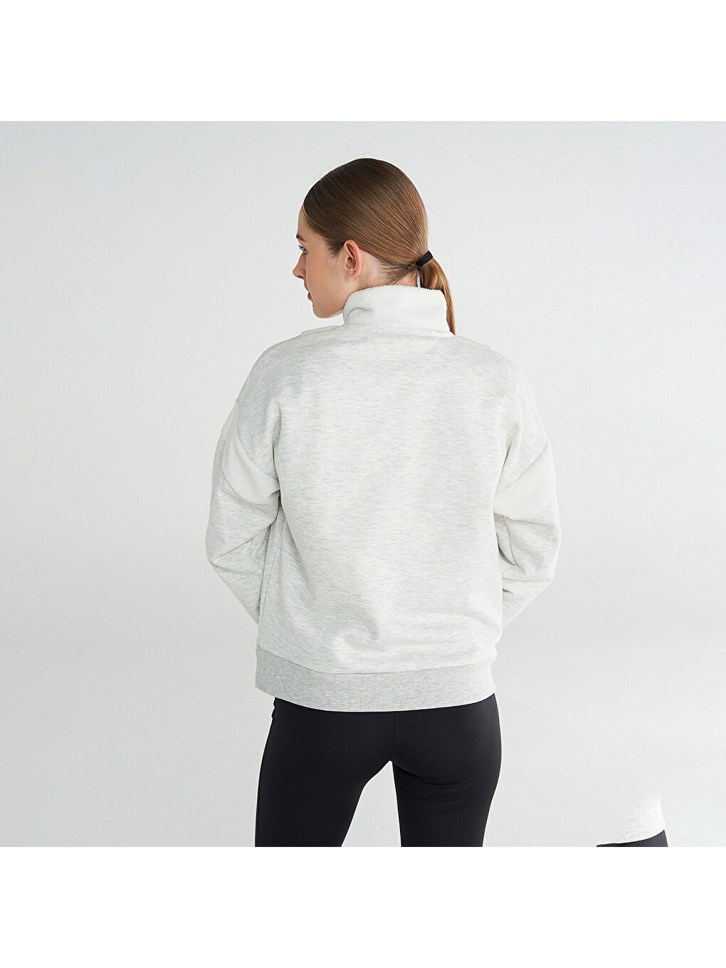 Adur Kadın Gri Dik Yaka Sweatshirt-1