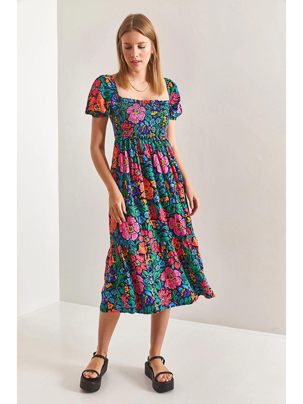 Yeşil Kadın Kare Yaka Gipeli Multi Desenli Kloş Elbise-4