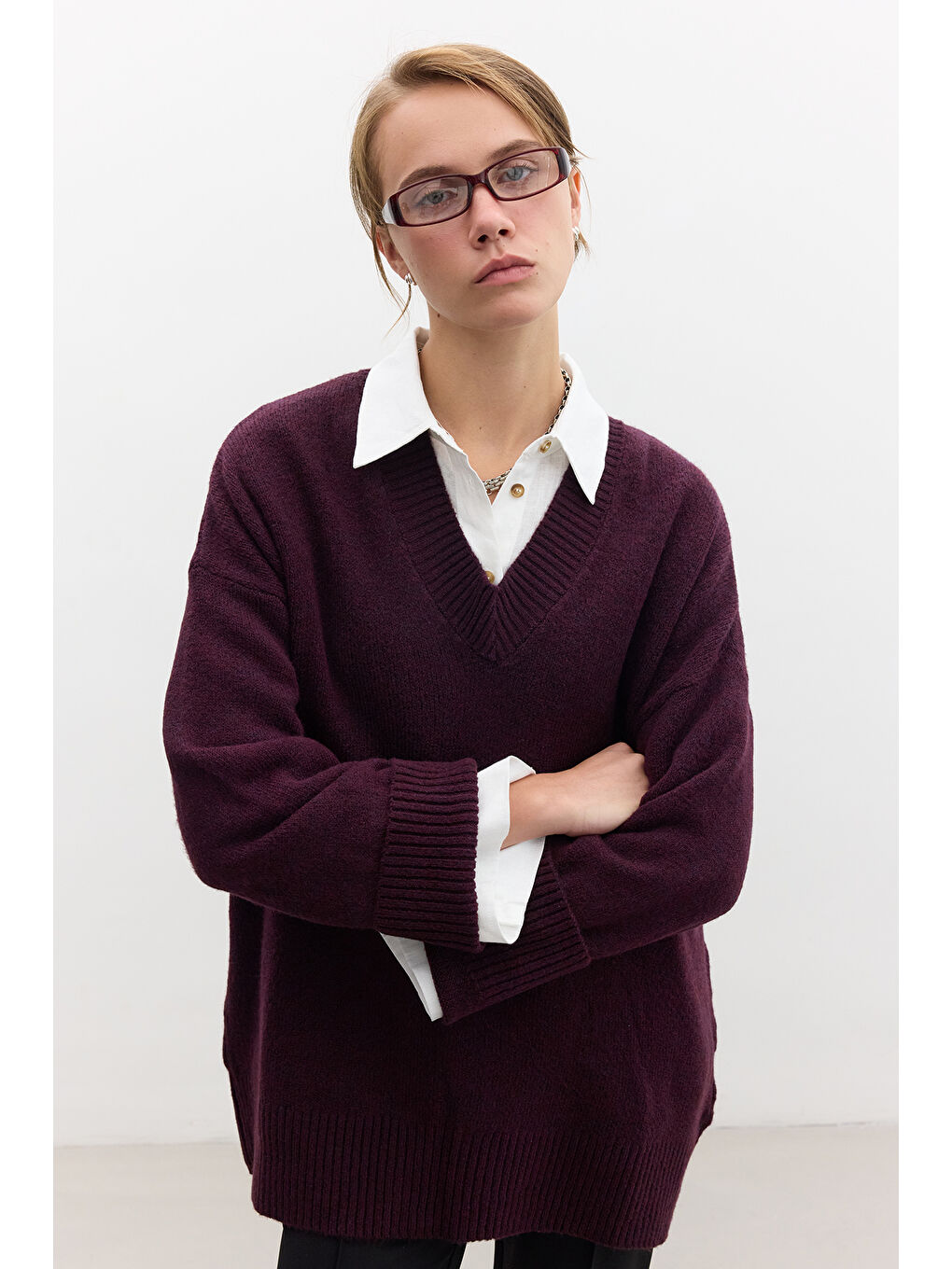 Düz Örgü V Yaka Triko Kazak Mürdüm-1