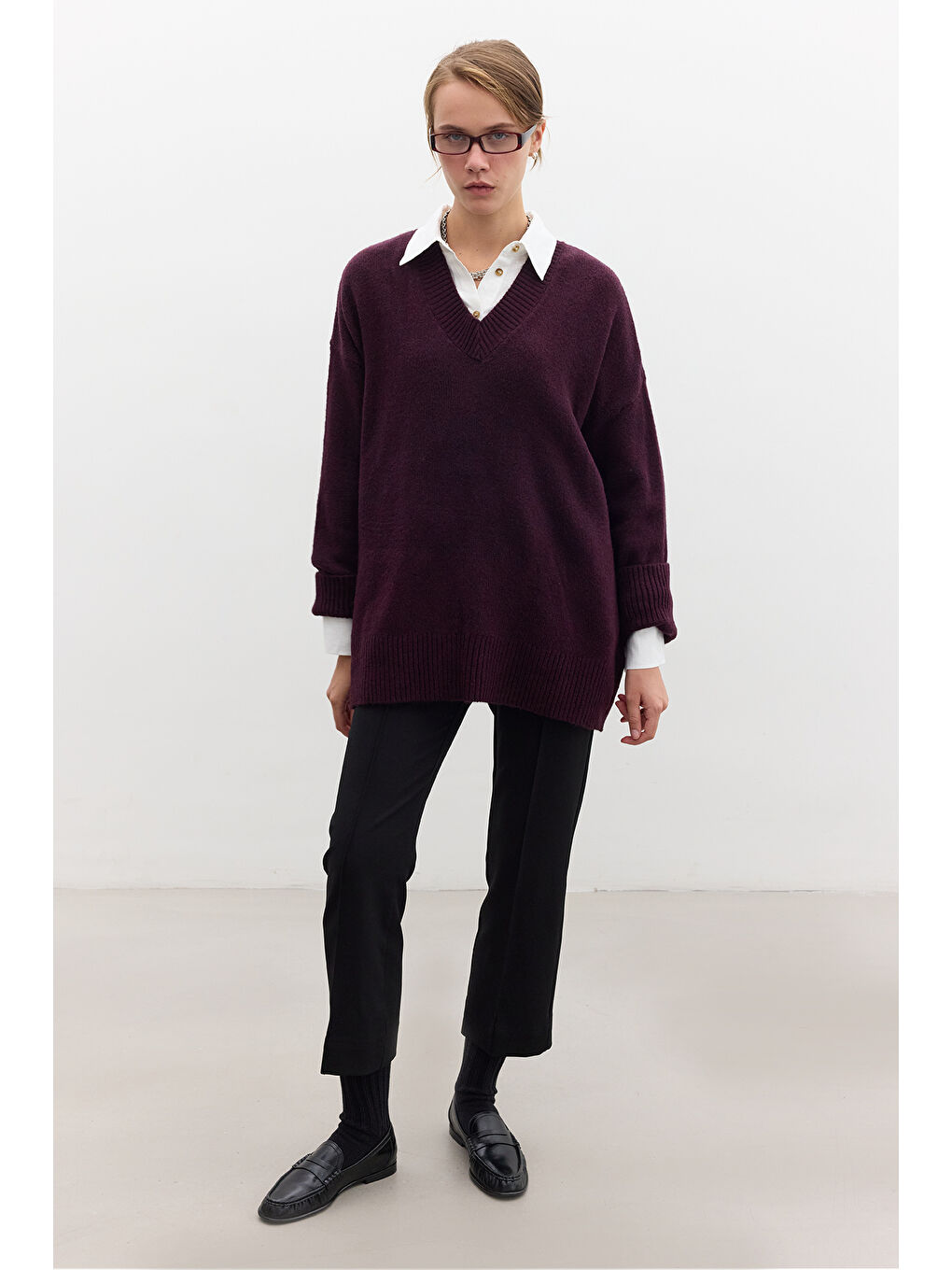 Düz Örgü V Yaka Triko Kazak Mürdüm-4