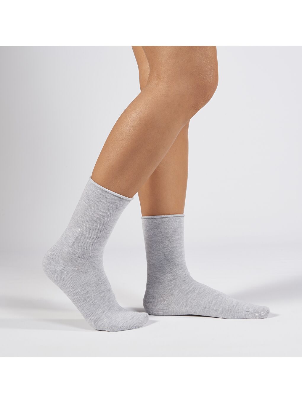 2'li Paket Açık Gri Bambu Lastiksiz Dikişsiz Kadın Soket Çorap 36-41-1
