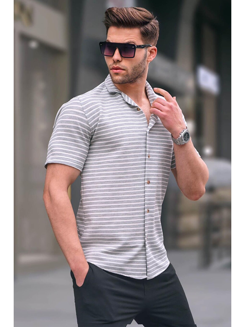Gri Çizgili Slim Fit Erkek Kısa Kol Gömlek 5591