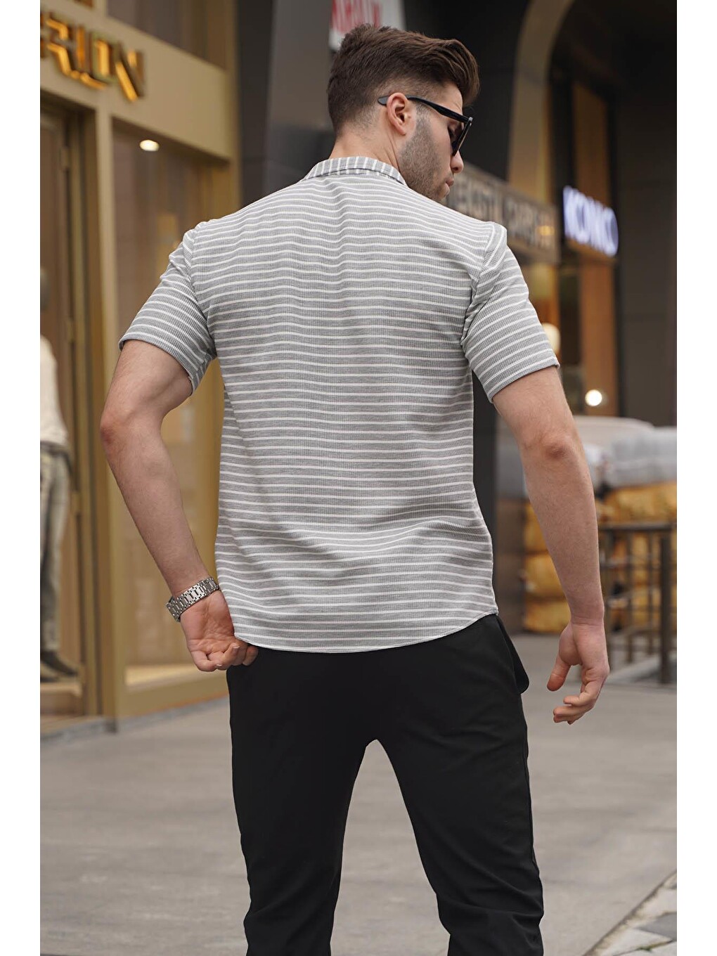 Gri Çizgili Slim Fit Erkek Kısa Kol Gömlek 5591-1