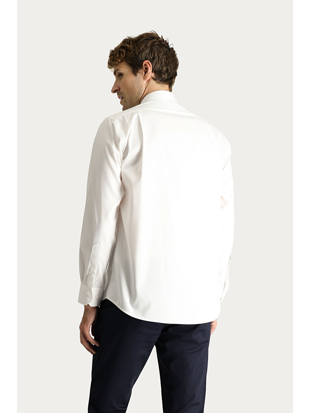 Beyaz Uzun Kol Klasik Non Iron Oxford Pamuklu Gömlek-3