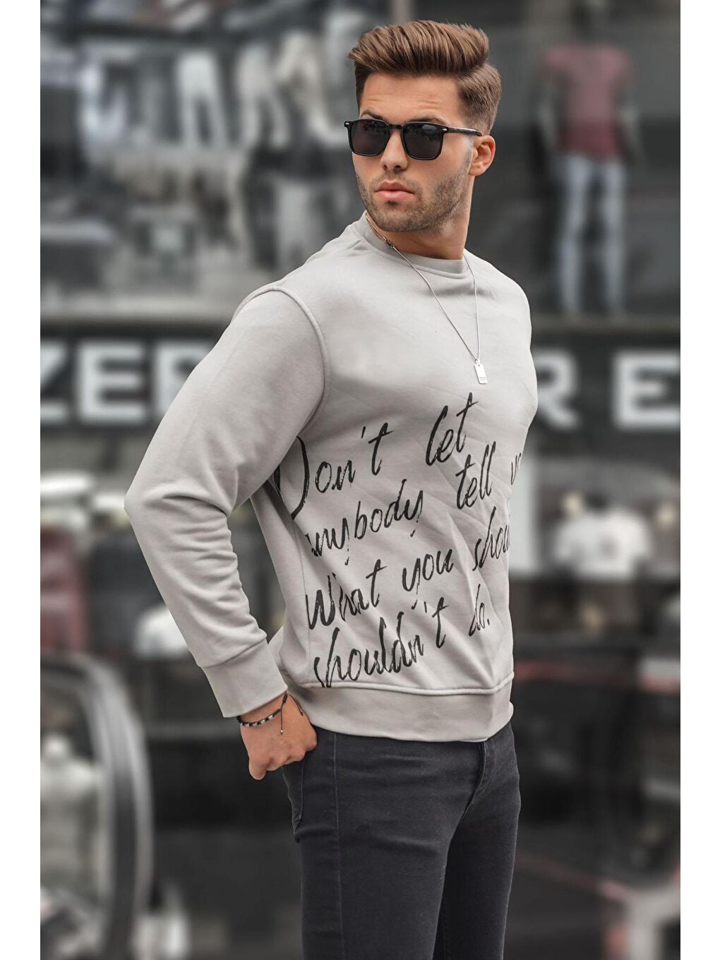 Madmext Gri Baskılı Boyalı Gri Baskılı Bisiklet Yaka Sweatshirt 6156